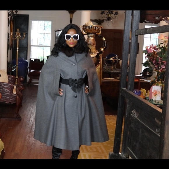 Rare Designer FL Fur trim hood Gray cape Coat S-M - Picture 3 of 8